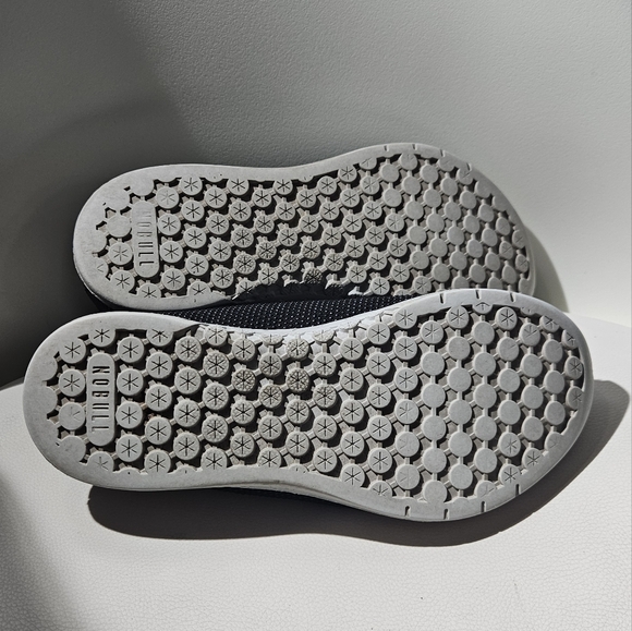 Nobull Trainers Gym Shoes - Picture 5 of 7